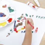 大人も子どもも楽しめる塗り絵。画材の種類とおすすめ無料サイト