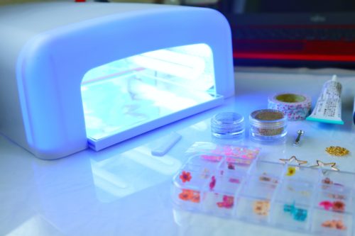 人気のUV・LEDライトを比較！レジンハンドメイドにおすすめライト15選