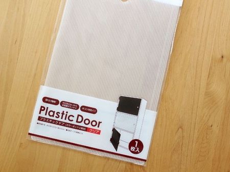カラーボックス用プラスチック製ドア