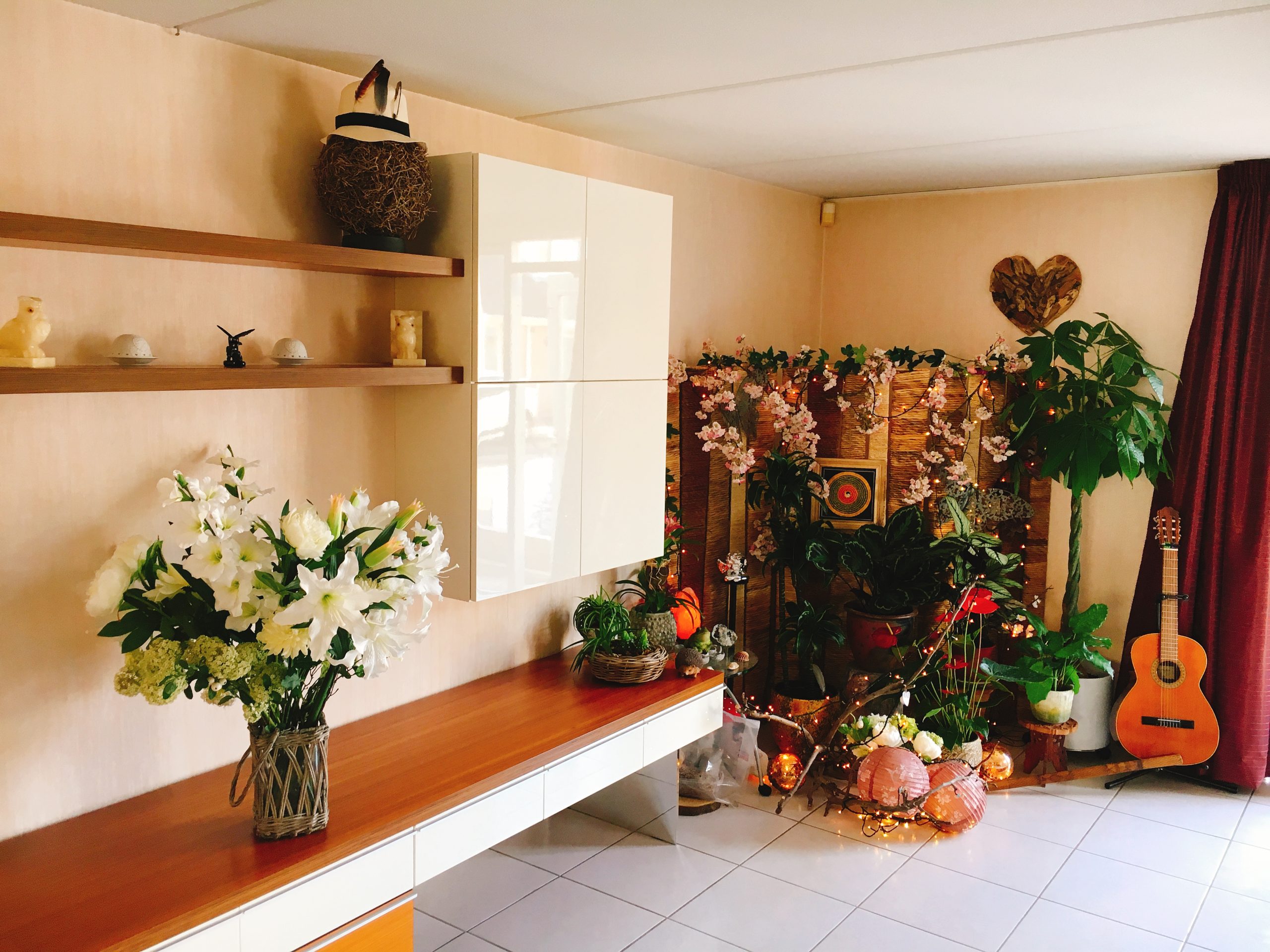 収納もおしゃれを意識した演出に おすすめ収納棚と選び方のコツ Mamarche