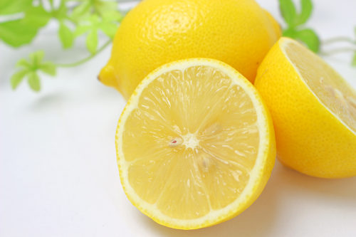 レモンなどの柑橘類