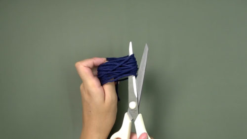 フェザーの糸を作る