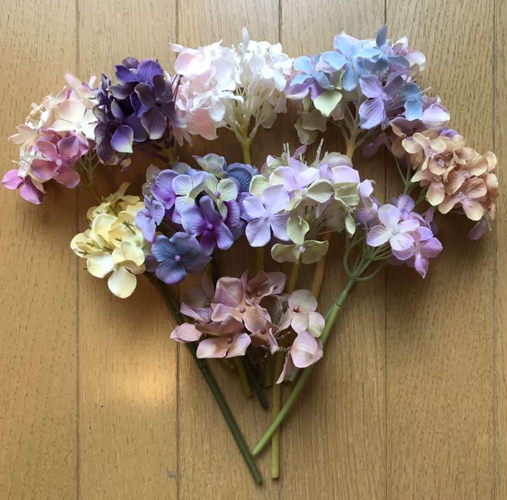 100均の紫陽花造花を使った簡単かわいいピアスの作り方 3選 Mamarche