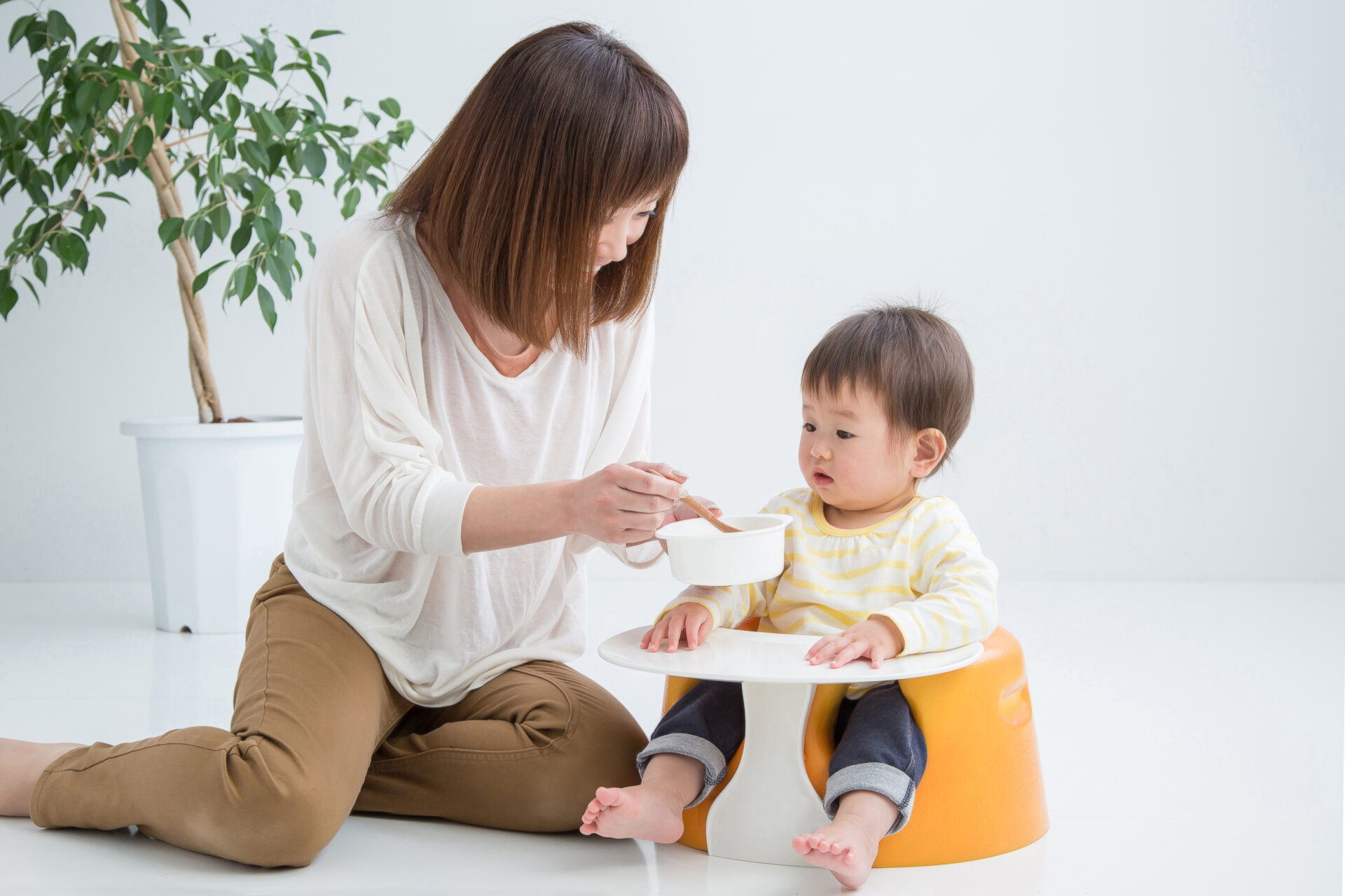 離乳食に必要なもの おしゃれな食器や調理が楽になるおすすめ便利グッズ Mamarche 離乳食に必要なもの おしゃれな食器や調理が楽になるおすすめ便利グッズ Mamarche