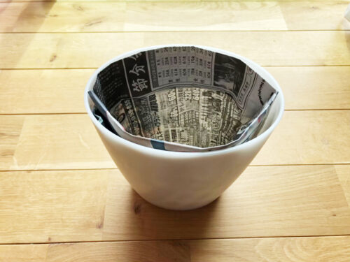 ゴミ箱が汚れない長方形（縦長）の新聞紙ゴミ袋の折り方作り方